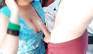 (Hindi audio)She is sexy indian soniya bhabi. Soniya bhabhi's boobs so sexy and big. Soniya bhabi sex with husband.