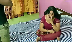 Indian Hot xxx bhabhi having sex wide small penis boy! She is not happy!