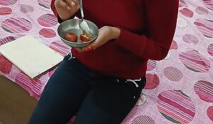 20 yers old Indian Desi girlfriend pussy Fucking on unmistakable Hindi audio