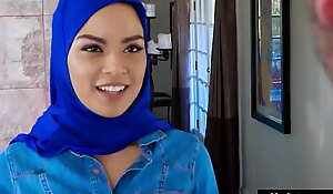 Hot muslim girl triad banged by movers