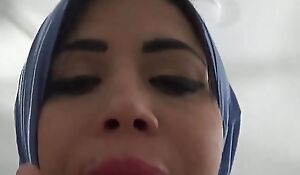 Fucking Horny And Sexy Obese Ass Arab Mom