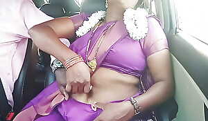 Telugu dirty talks, sexy saree aunty with motor vehicle driver hyperactive video