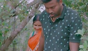 Hot Outdoor Carnal knowledge With Desi Indian Bhabhi