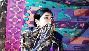 Beautiful bride in Banarasi saree had a lot of fun in the sex room.