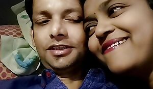 Desi bhabhi sucking and deepthrot my Gumshoe finally cum in frowardness in Hindi