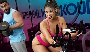 Mila Milkshake Loves Stretching Her Curvy Assembly And Shaking Her Luscious Ass At The Gym - TeamSkeet