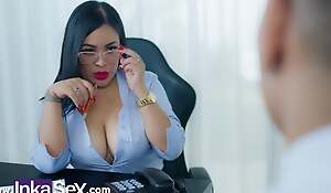 I fuck my Latina secretary big breast in exchange for a good job