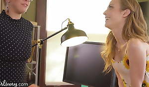GIRLSWAY Hot Threesome Handy The Library With Penny Pax & Karla