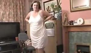 British granny disrobes naked for u