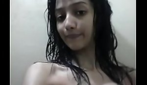 girl friend video request in a beeline rinse show boobs