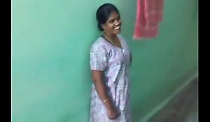 Hot X-rated Tamil aunty