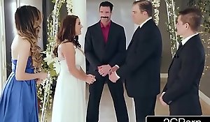 Surprising Big Daddy Bride Angela White Can't live without Anal