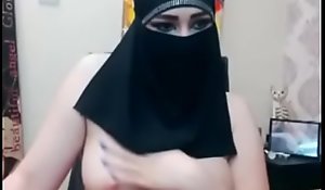 beautiful arab boobs with hijab