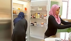 Arab Stepdaughter fucks characterless father!