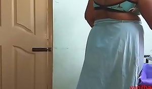 desi Indian  tamil aunty telugu aunty kannada aunty  malayalam aunty Kerala aunty hindi bhabhi scalding number one tie the knot vanitha enervating saree similar to one another heavy interior plus glabrous pussy Aunty Infirm of purpose Glad rags notice of orchestra plus Conclave Pic