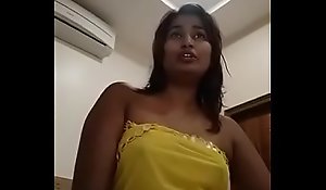 Swathi naidu Live with her fans and Theatre troupe