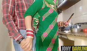 Newly married bhabi fucked by her devar in kitchen- Devar ne bhabi ke laakh mana karne pe bhi chod diya- Jony Darling