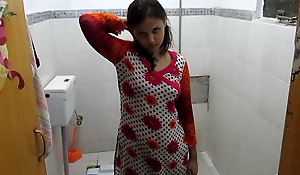 Low-spirited Indian Bhabhi In Bathroom Taking Shower Filmed Overwrought Her Skimp – Full Hindi Audio
